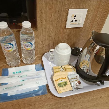 Greencity Hotel Сунгай Петани Екстериор снимка