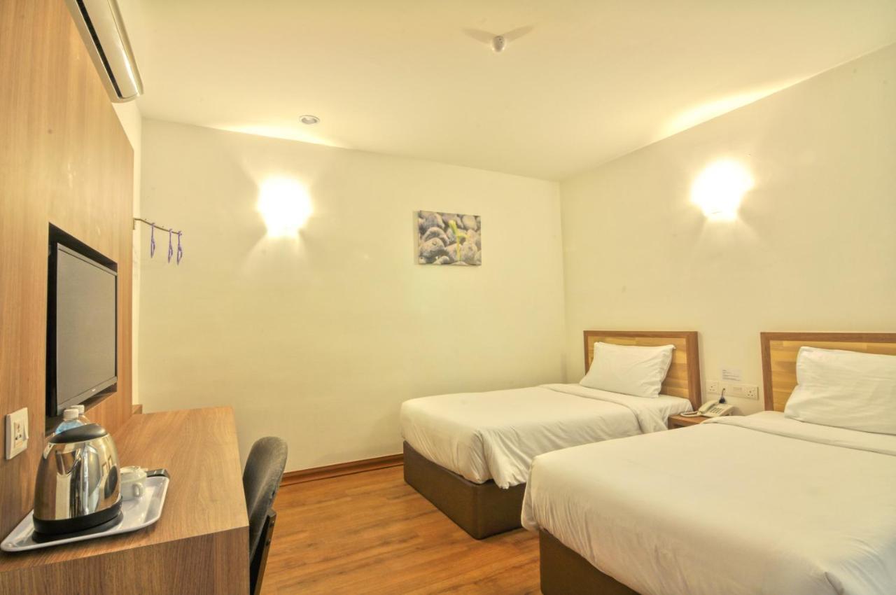 Greencity Hotel Сунгай Петани Екстериор снимка