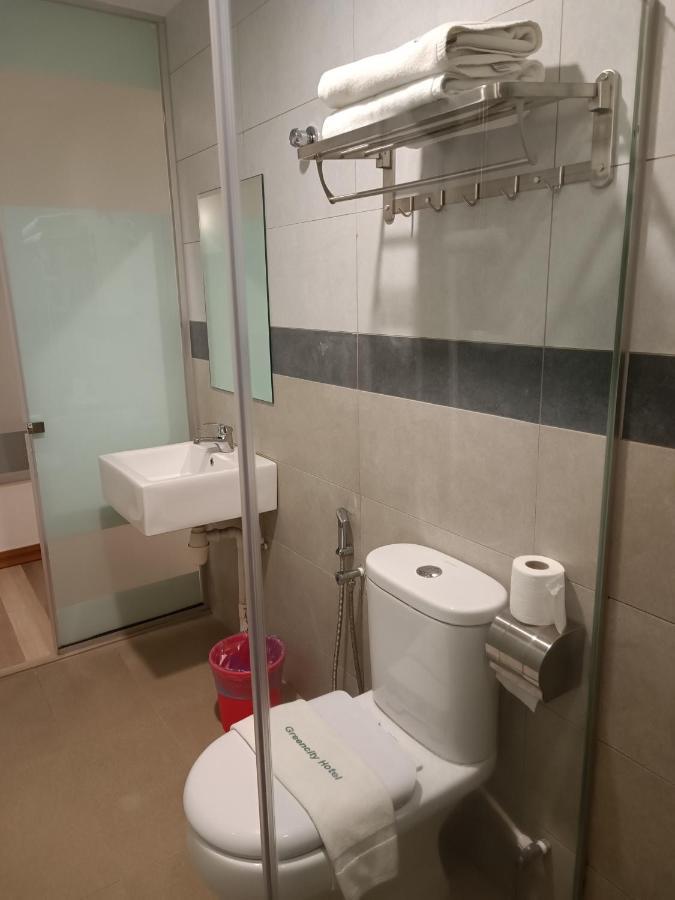 Greencity Hotel Сунгай Петани Екстериор снимка