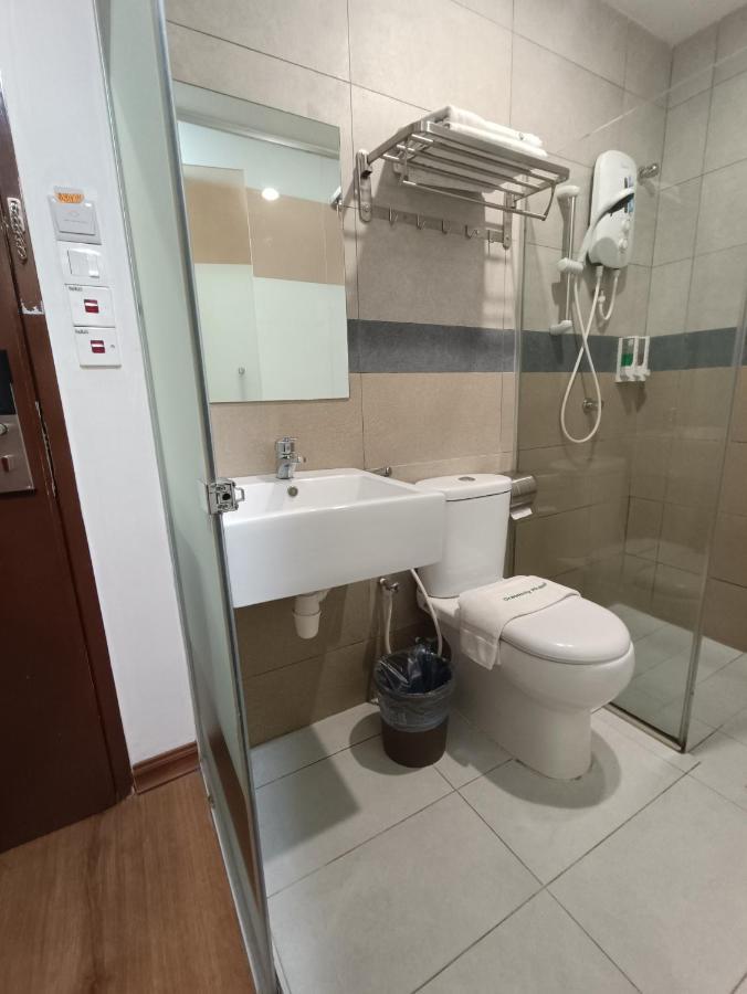 Greencity Hotel Сунгай Петани Екстериор снимка