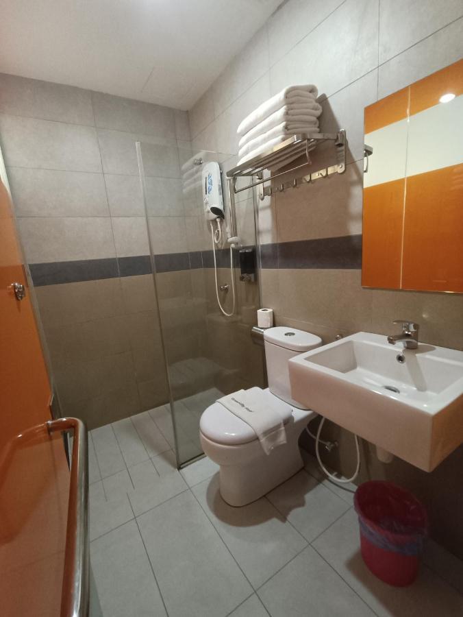 Greencity Hotel Сунгай Петани Екстериор снимка