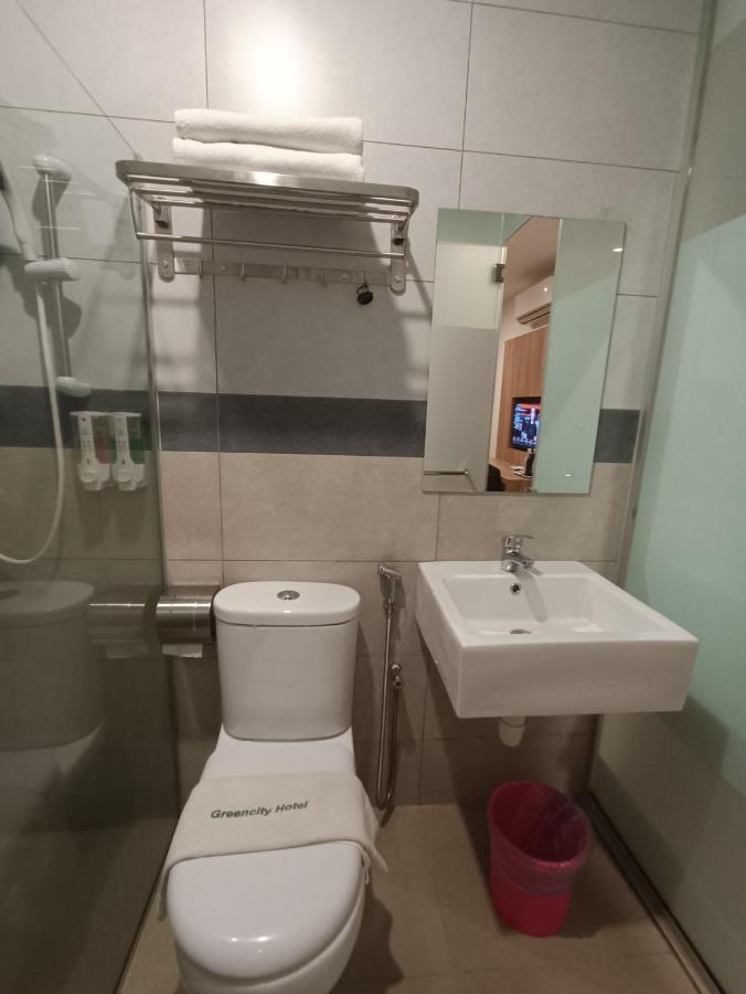 Greencity Hotel Сунгай Петани Екстериор снимка