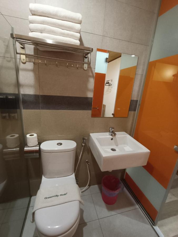 Greencity Hotel Сунгай Петани Екстериор снимка