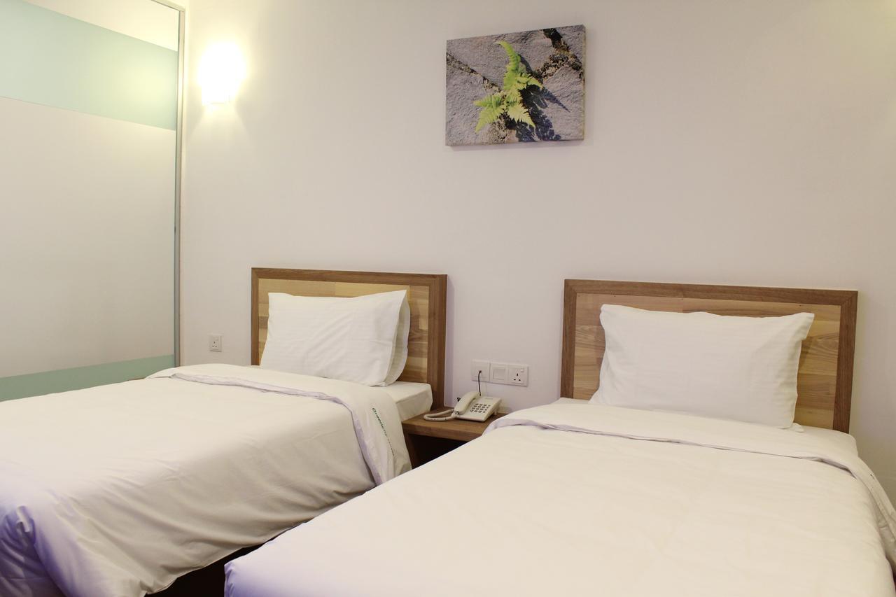 Greencity Hotel Сунгай Петани Екстериор снимка