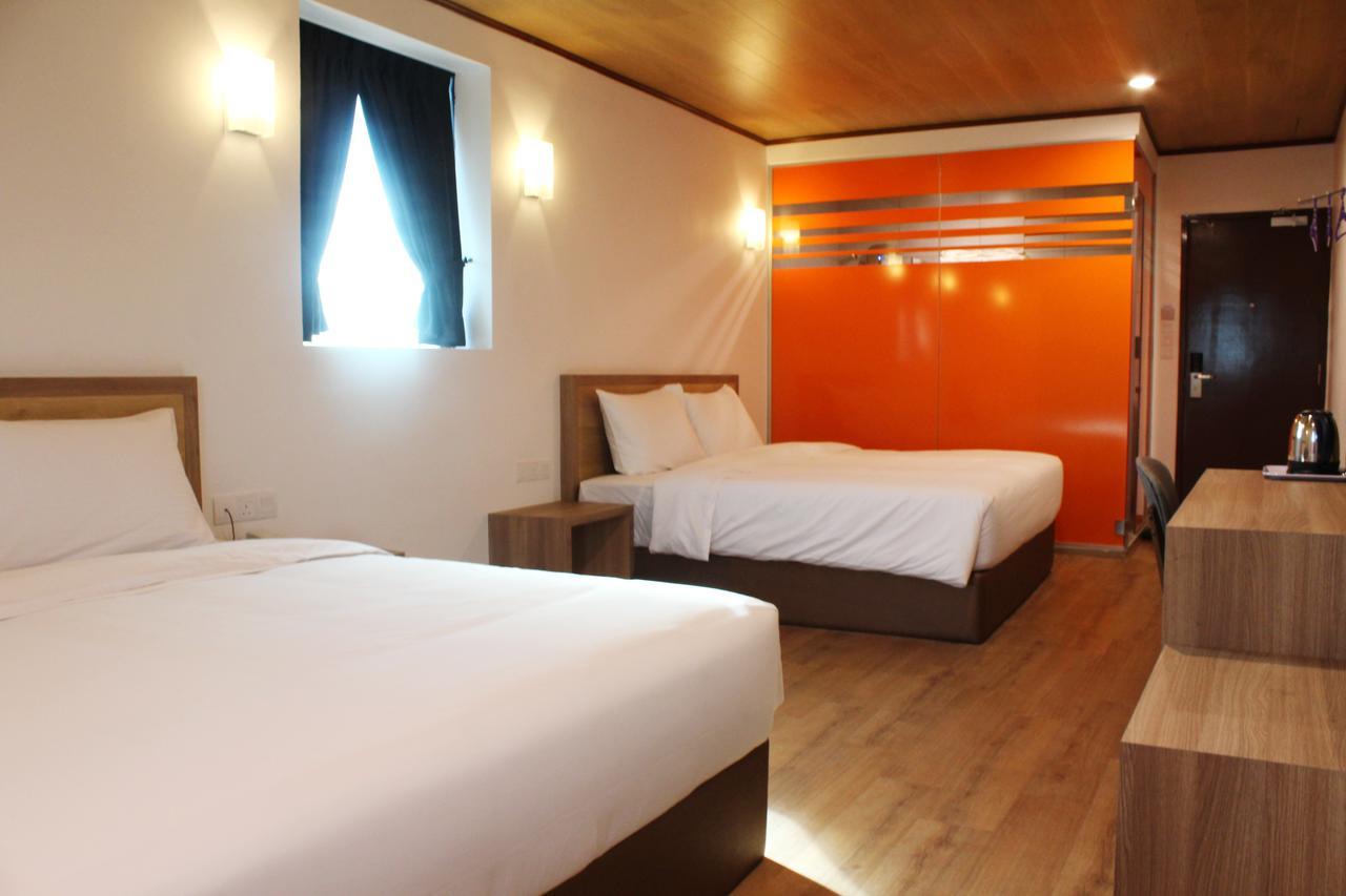 Greencity Hotel Сунгай Петани Екстериор снимка